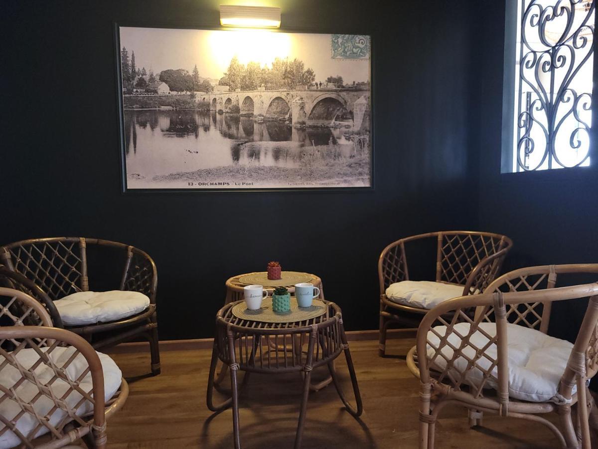 Gite Le Gevot Orchamps ภายนอก รูปภาพ